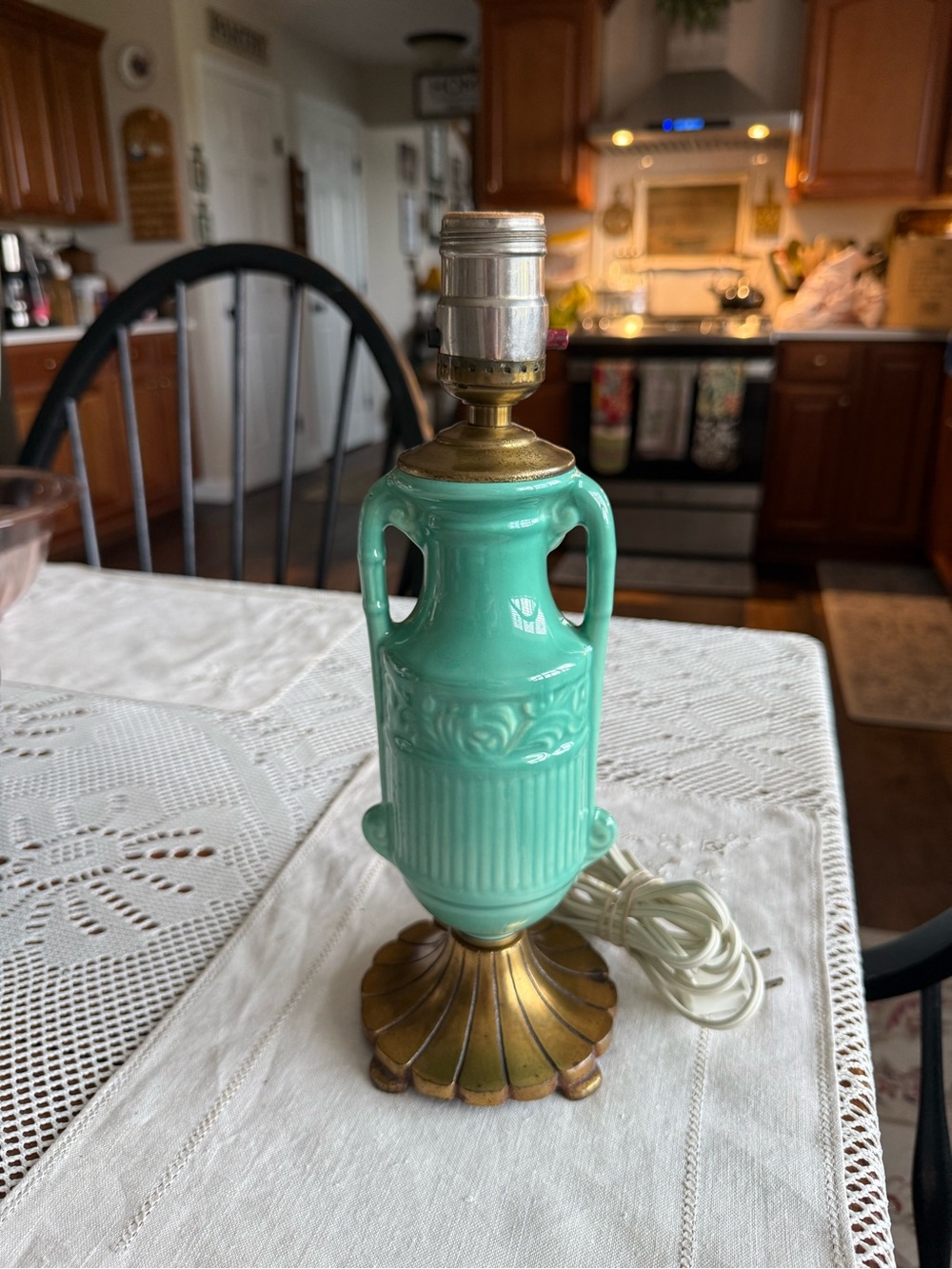 Vintage Davart Mint Green Ceramic Table Lamp with Gold Base